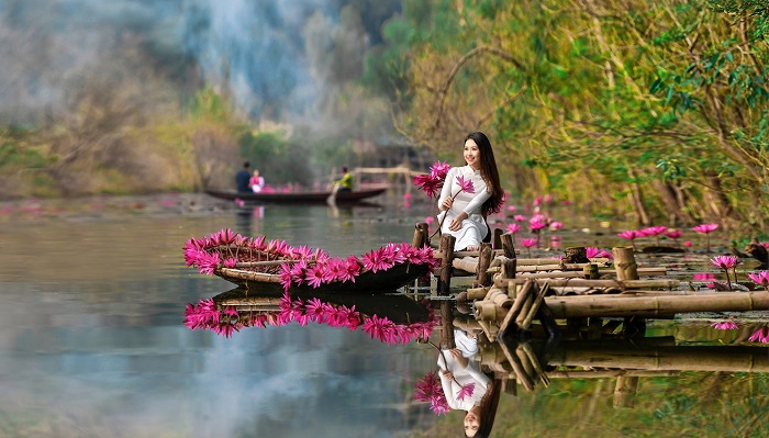 Điểm du lịch mùa xuân ở Việt Nam gọi tên Chùa Hương