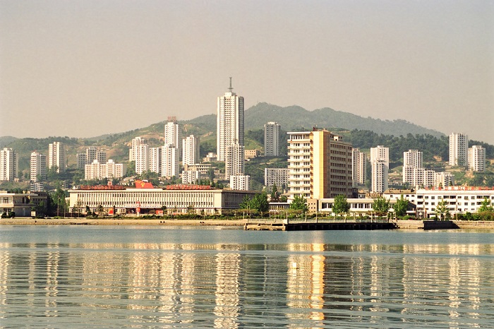 Không chỉ có núi, Triều Tiên cũng có những thành phố biển tuyệt đẹp như Wonsan. 