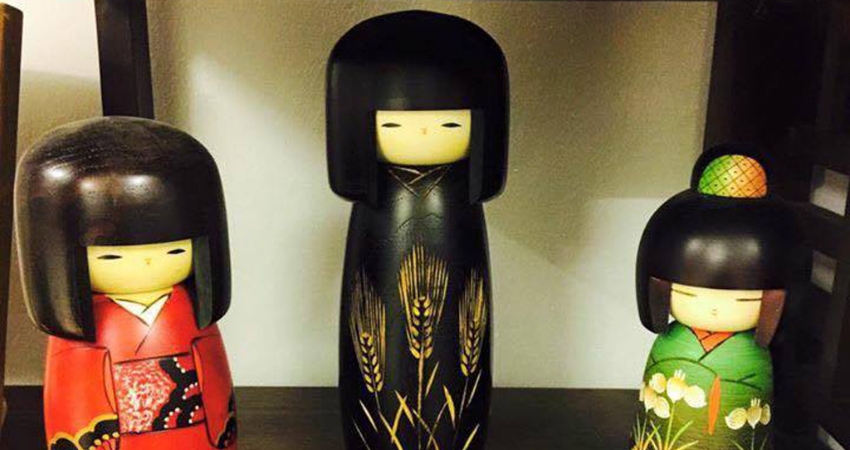 Búp bê gỗ truyền thống kokeshi Miyazaki