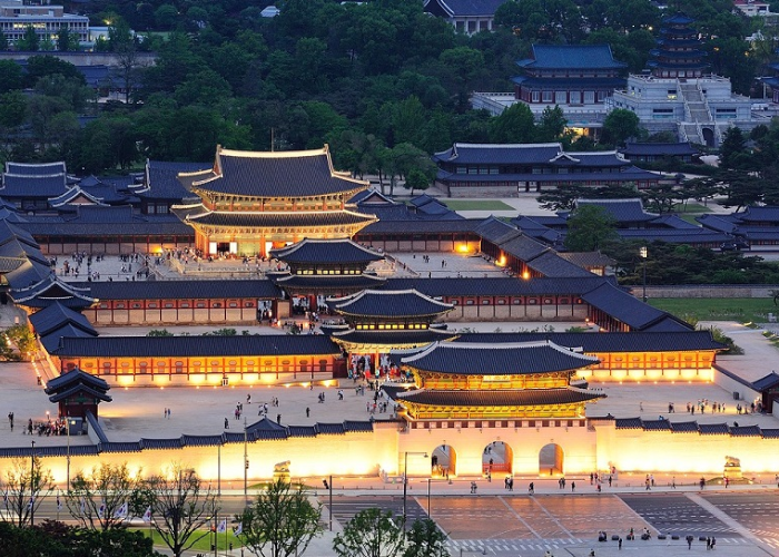 Cung điện Gyeongbokgung là điểm đến không thể thiếu trong cẩm nang du lịch Hàn Quốc