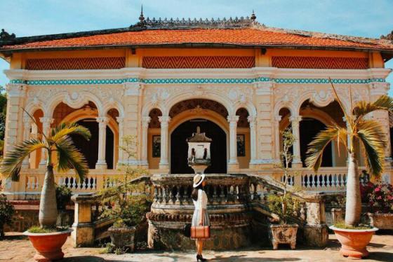 Dạo một vòng ngắm nhìn kiến trúc nhà cổ Cai Cường Vĩnh Long – Công trình cổ đẹp nhất tại cù lao An Bình