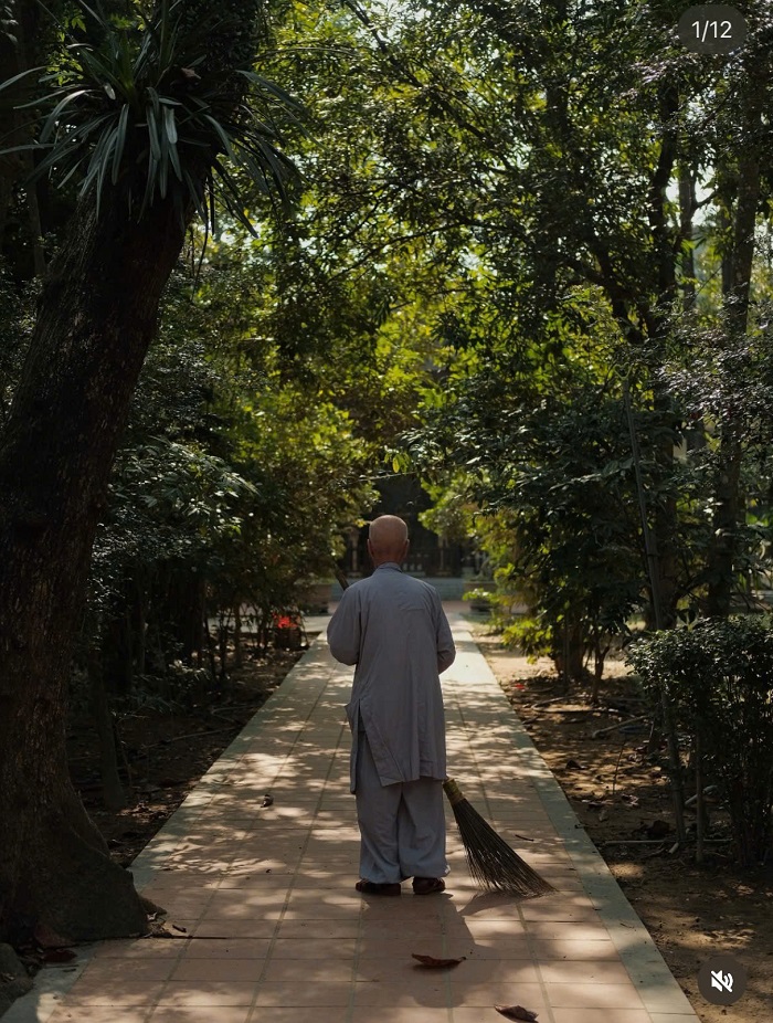 Không gian thoáng đãng của chùa Diệu Đế Chùa đẹp ở Huế