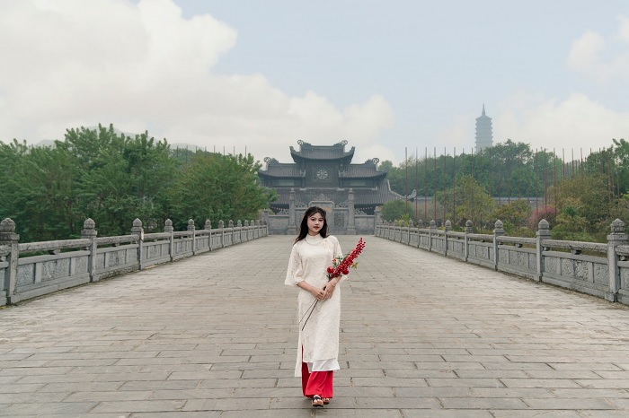 Chùa Bái Đính là địa điểm chụp ảnh Tết ở Ninh Bình