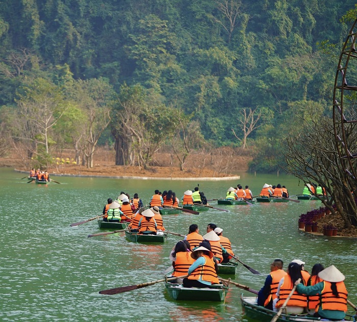Nhiều hoạt động thú vị khi tới Khu du lịch Thung Ui Ninh Bình
