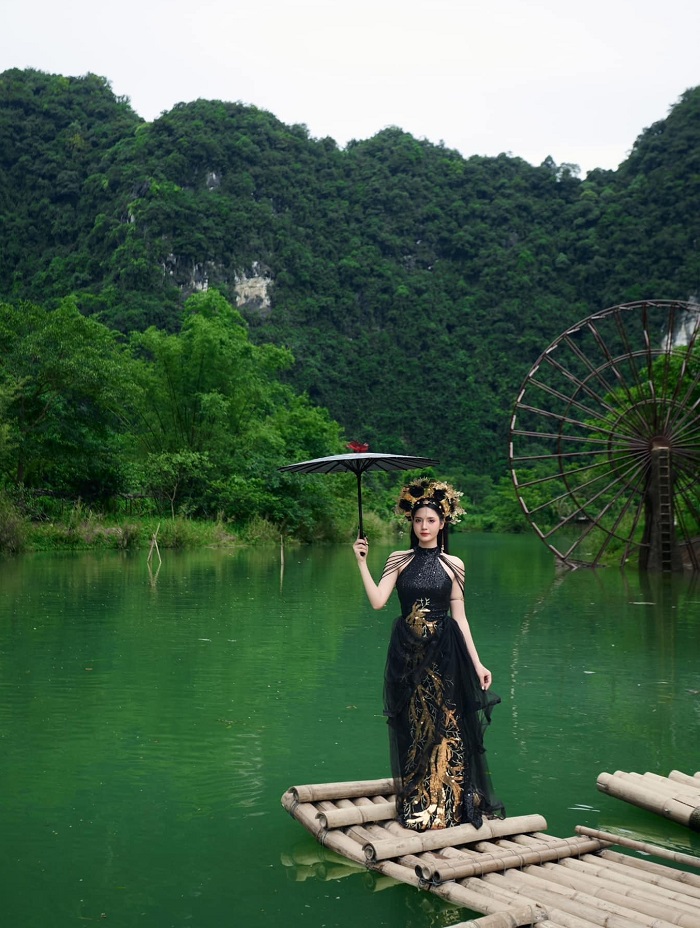 Nhiều góc check in đẹp ở Khu du lịch Thung Ui Ninh Bình