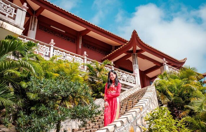 Tổng hợp các điểm tham quan tại Châu Đốc - Chùa Long Sơn