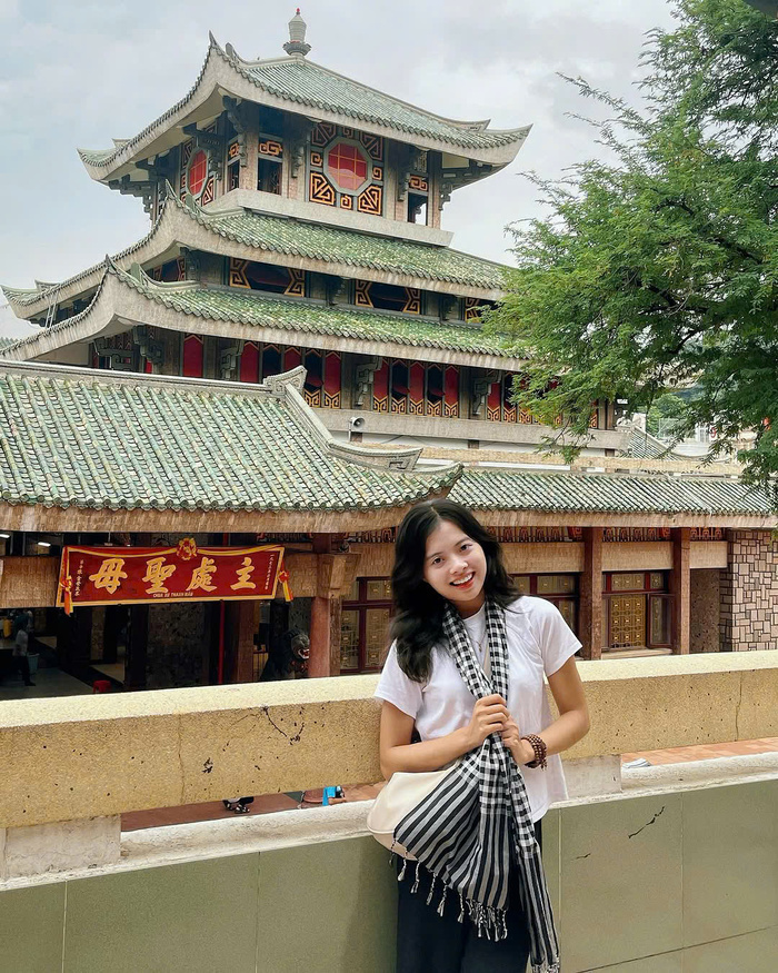 Tổng hợp các điểm tham quan tại Châu Đốc - Miếu Bà Chúa Xứ núi Sam