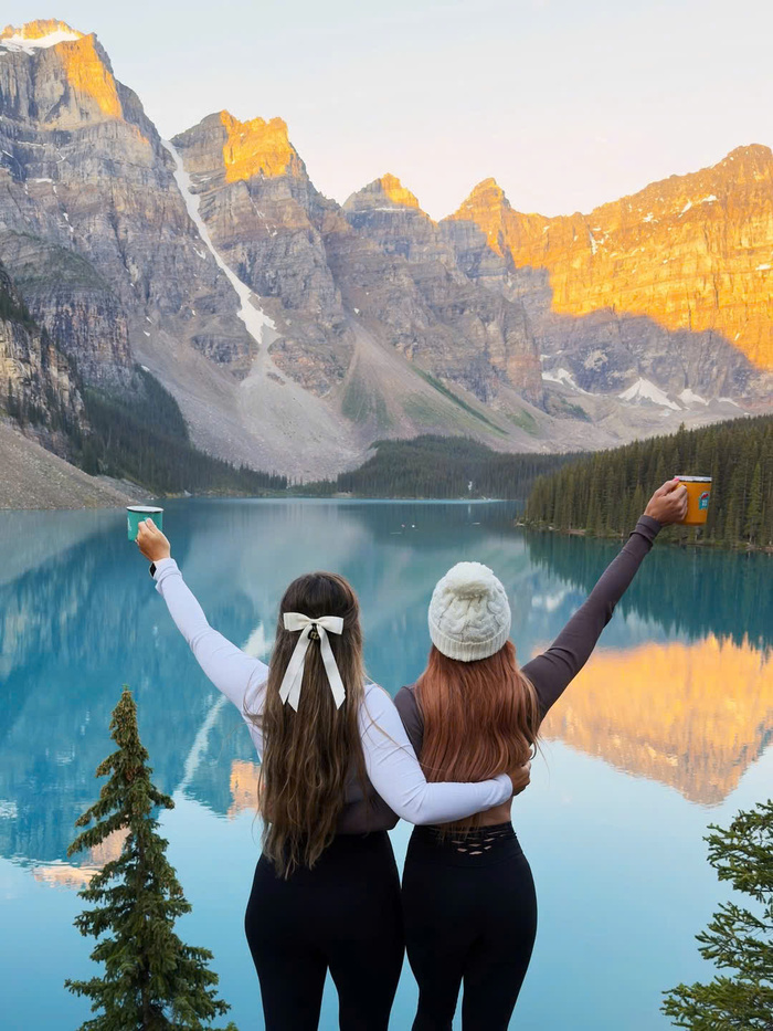 Các hồ nước đẹp nhất ở Canada - Hồ Moraine