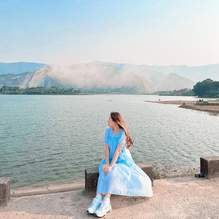 Hồ Đồng Chanh Hòa Bình lên hình cực xinh