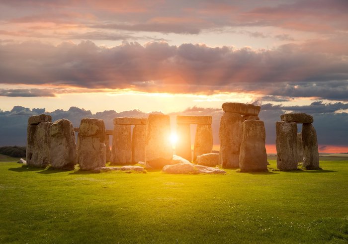 Kỳ quan thế giới cổ đại Stonehenge, nước Anh. 