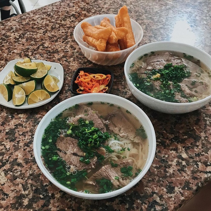 quán phở tên độc ở Hà Nội