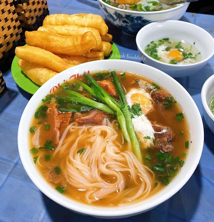 quán phở tên độc ở Hà Nội