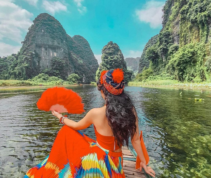 Cây hồng cổ Ninh Bình vô danh bỗng nhiên “vụt sáng” trên mạng xã hội nhờ những bức hình siêu đẹp