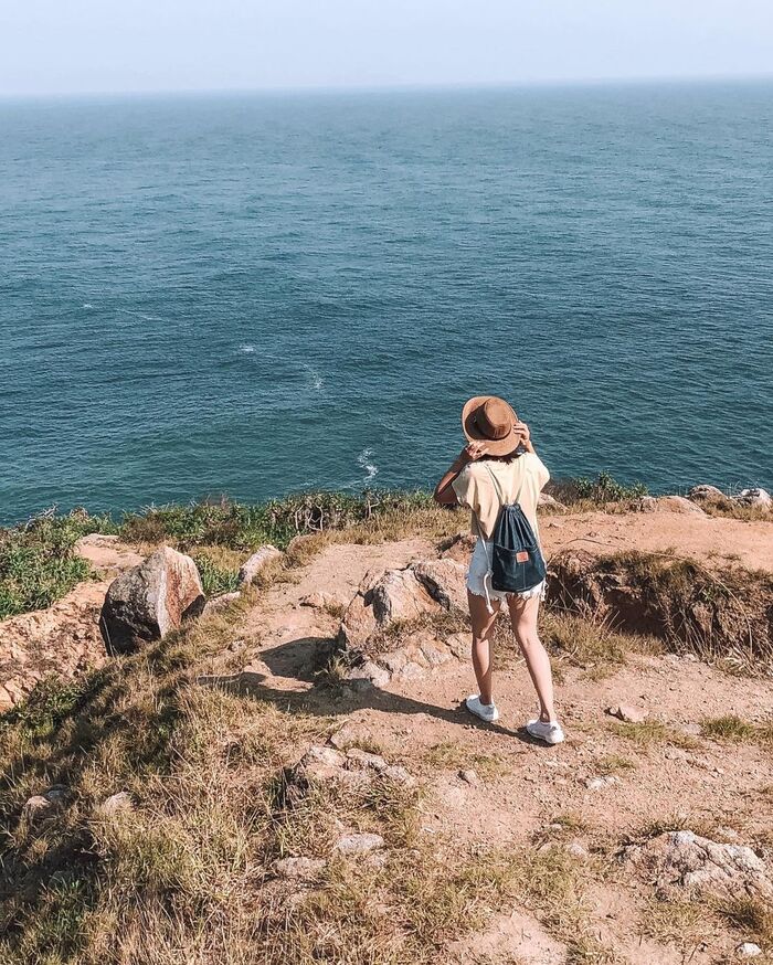 Trải nghiệm các hoạt động ngoài trời sôi nổi bên bạn bè tại các bãi biển ít người biết ở Đà Nẵng