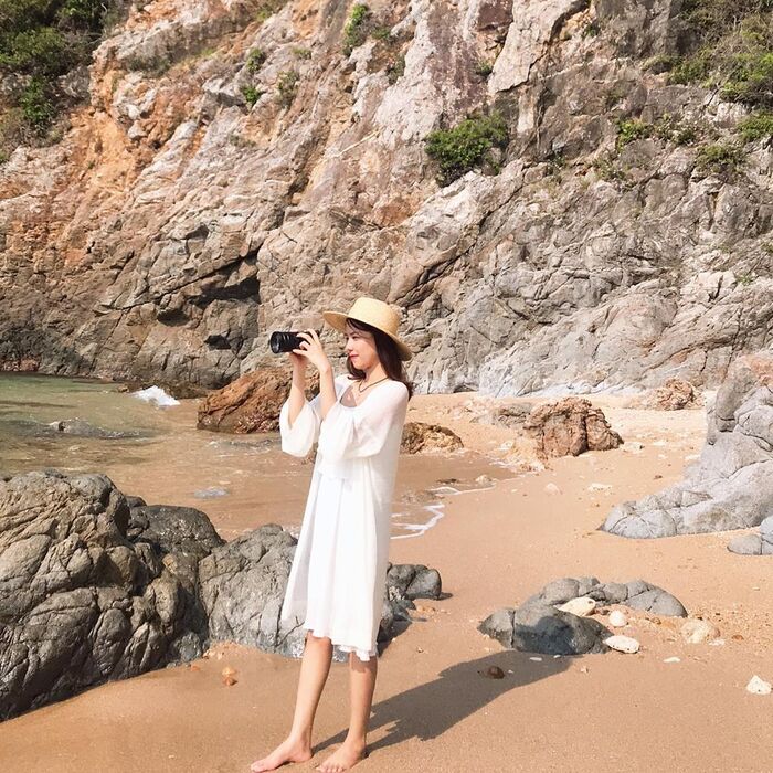 Trải nghiệm các hoạt động ngoài trời sôi nổi bên bạn bè tại các bãi biển ít người biết ở Đà Nẵng