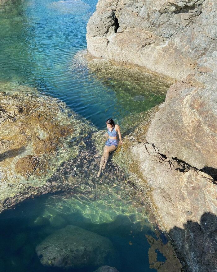 Trải nghiệm các hoạt động ngoài trời sôi nổi bên bạn bè tại các bãi biển ít người biết ở Đà Nẵng