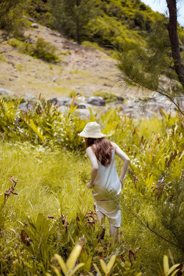 Trải nghiệm các hoạt động ngoài trời sôi nổi bên bạn bè tại các bãi biển ít người biết ở Đà Nẵng