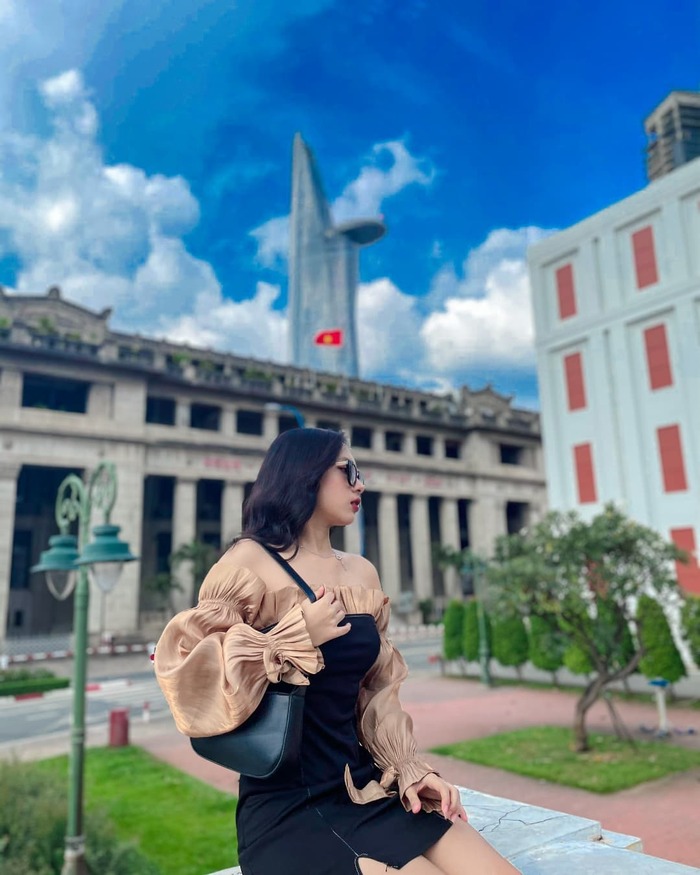 Lên đồ check-in tại những cây cầu sống ảo ở Sài Gòn ‘đứng vào là có ảnh đẹp’
