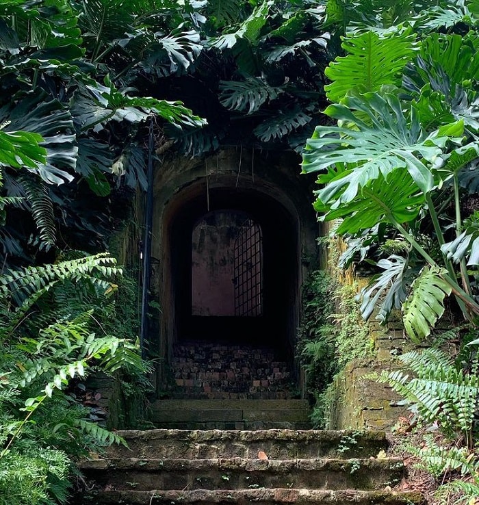 Công viên Fort Canning - cổng Sally