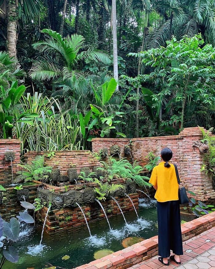 Công viên Fort Canning - suối Cấm