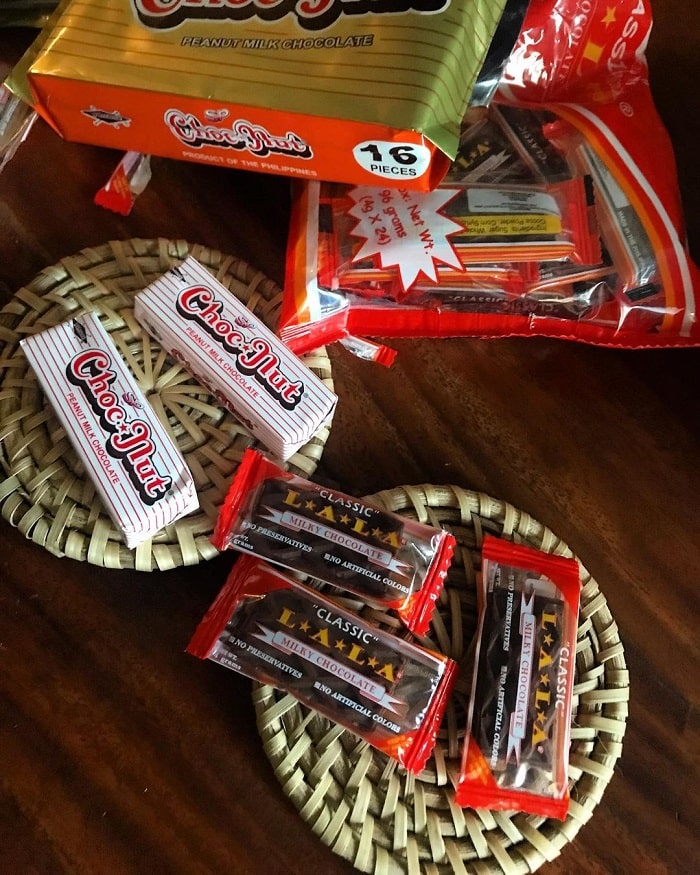 du lịch Philippines mua gì làm quà - kẹo Chocnut