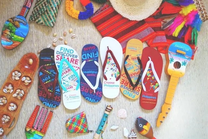 du lịch Philippines mua gì làm quà - dép Kaycee