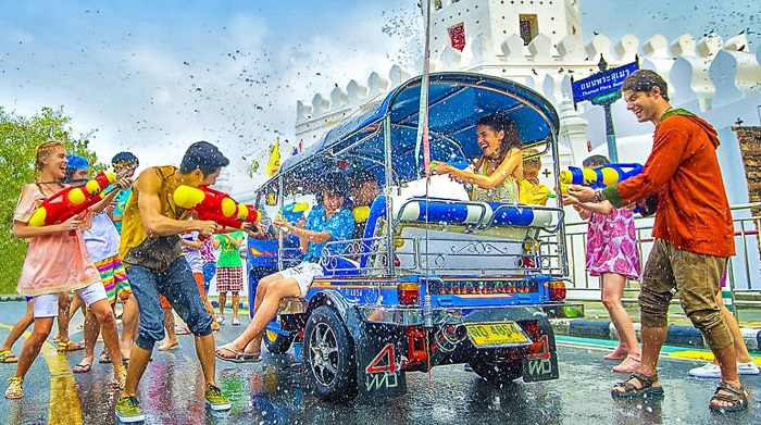 lễ hội té nước Songkran