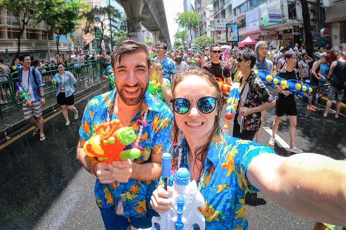 lễ hội té nước Songkran