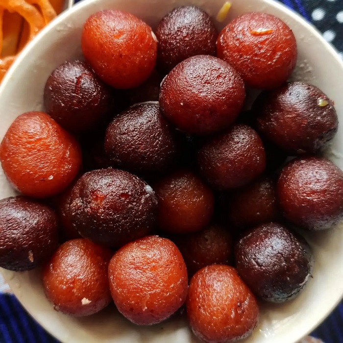 món tráng miệng Ấn Độ - Gulab Jamun