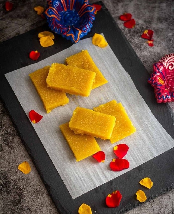 món tráng miệng Ấn Độ - Mysore Pak
