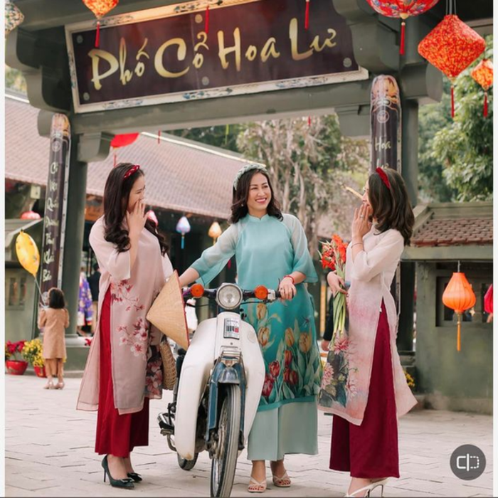 Bạn có thể chọn nhiều phương tiện đến phố cổ Hoa Lư Ninh Bình