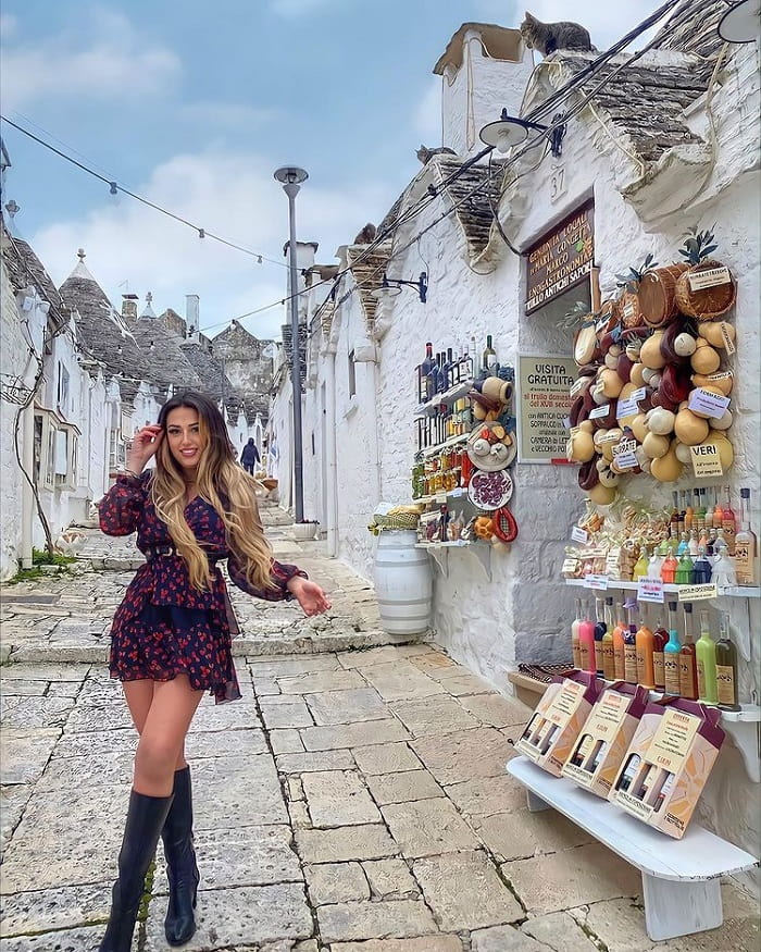 thị trấn nổi tiếng trên thế giới - Alberobello