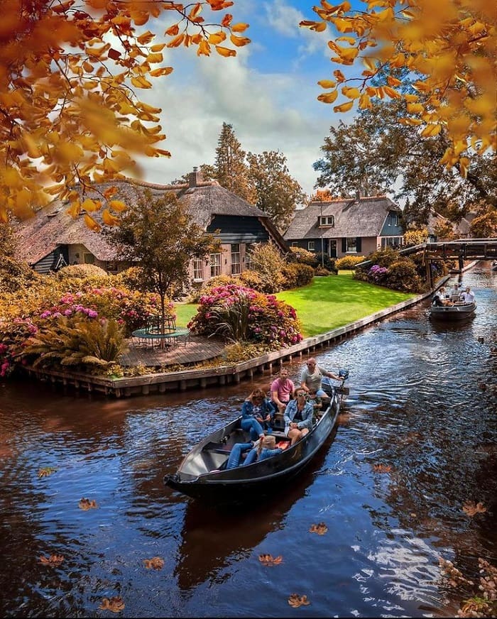 thị trấn nổi tiếng trên thế giới - Giethoorn