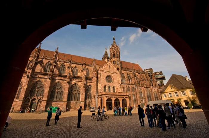 Trung tâm của Freiburg tràn ngập kiến trúc thời Trung cổ tráng lệ