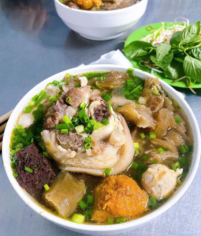 quán bún bò Huế ngon ở Hà Nội