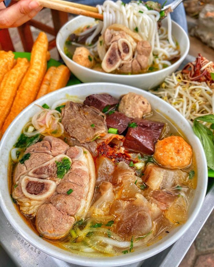 quán bún bò Huế ngon ở Hà Nội