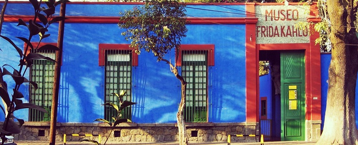 Ghé thăm ngôi nhà của họa sĩ Frida Kahlo quá cố sẽ là trải nghiệm ý nghĩa trong chuyến du lịch Coyoacan