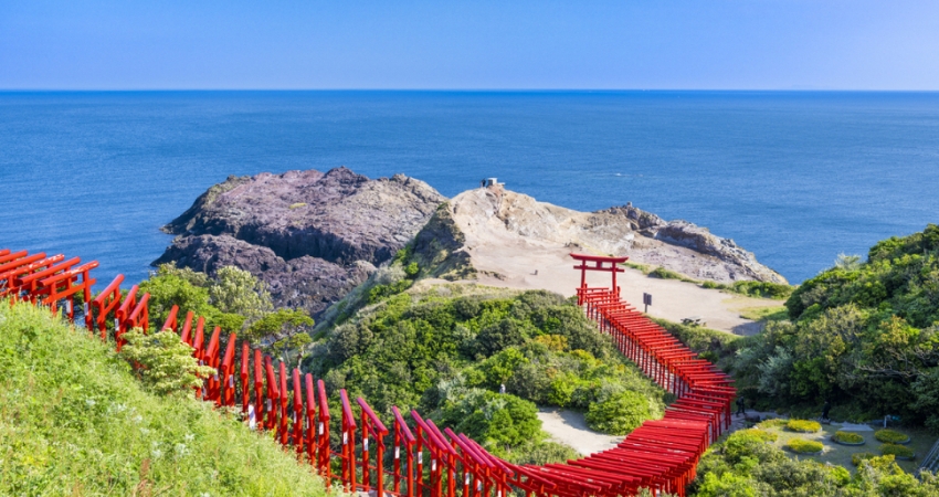 Thưởng ngoạn đền Motonosumi Inari cùng cẩm nang du lịch Yamaguchi