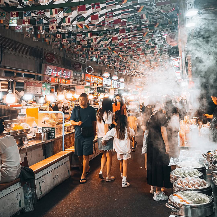 Khám phá chợ Gwangjang Hàn Quốc vào buổi trưa