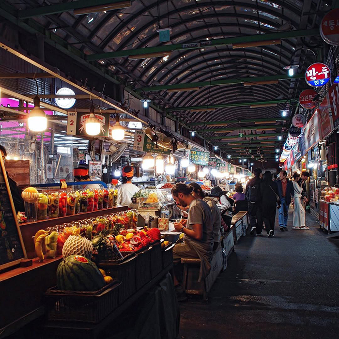 Ghé thăm chợ Gwangjang Hàn Quốc vào mùa xuân