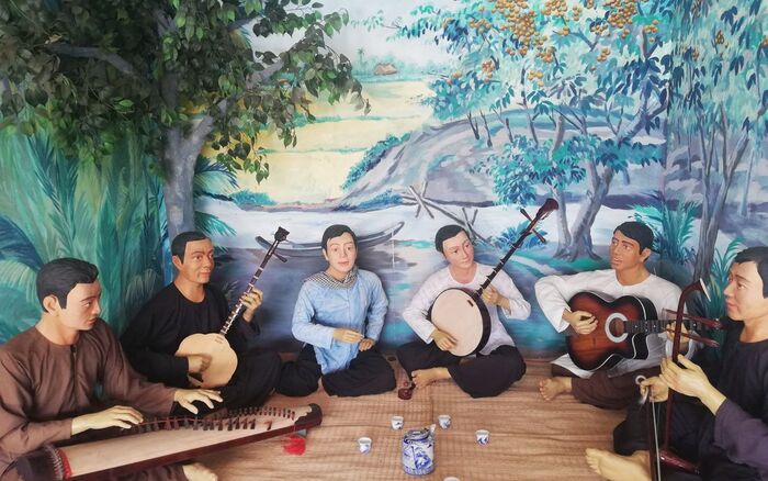 Tham quan khu lưu niệm nhạc sĩ Cao Văn Lầu Bạc Liêu