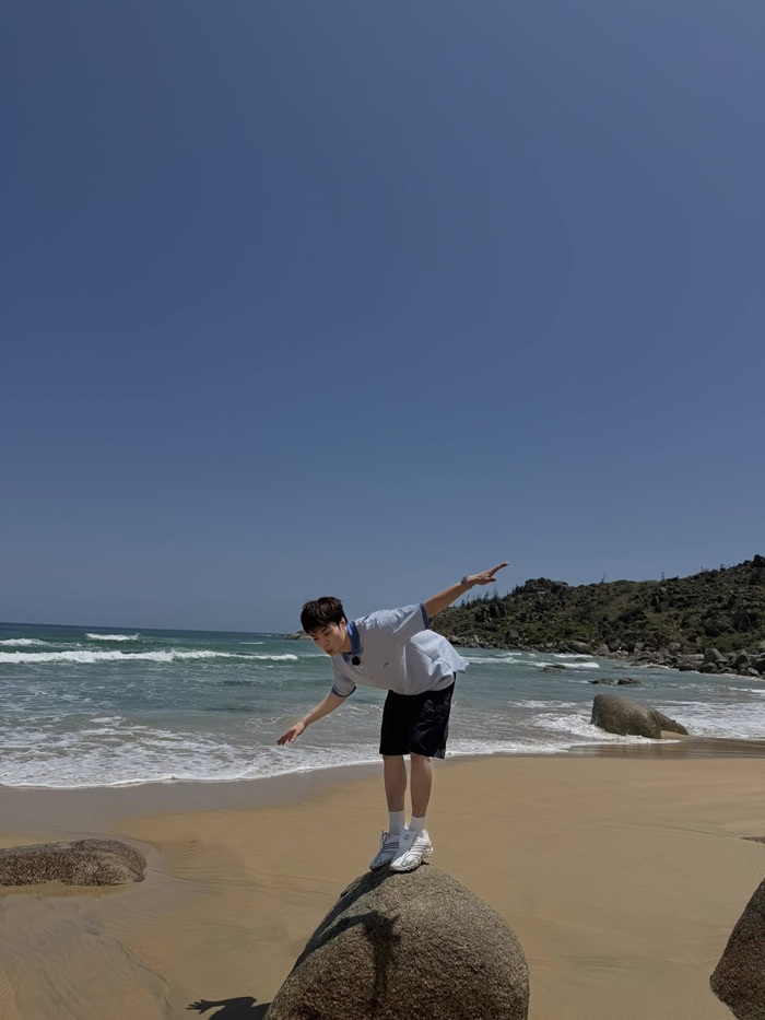 Khoảnh khắc tinh nghịch của nam rapper. Ảnh: FBNV