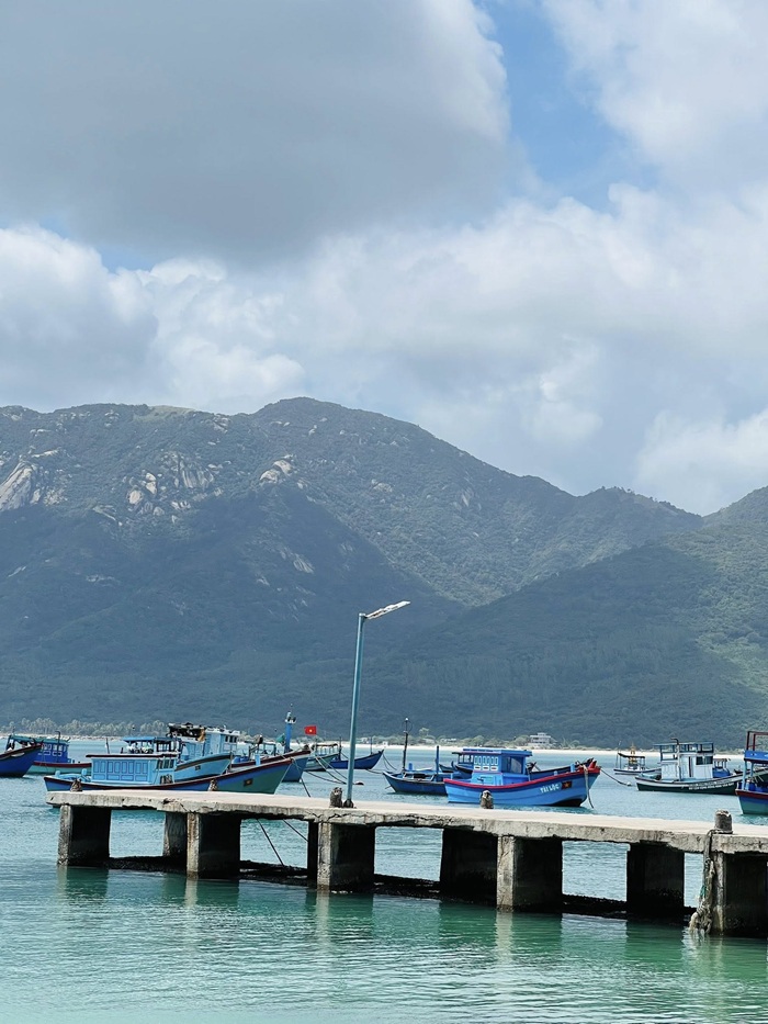 Những bức ảnh được chụp lại đơn giản chỉ là những nơi mà cô đi qua và đó là cách cô lưu giữ kỉ niệm.