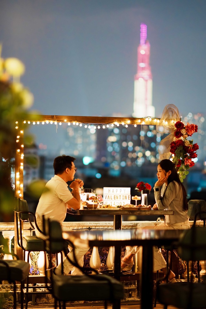 20-10 đi đâu chơi Sài Gòn? Các quán cà phê rooftop