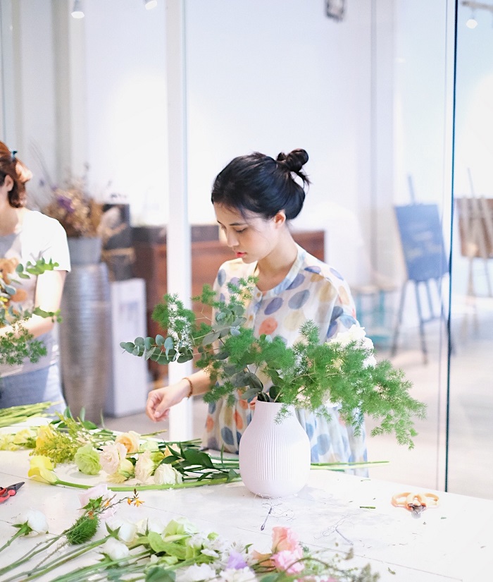 Tới workshop cắm hoa cũng vui không kém địa điểm workshop vẽ tranh ở Hà Nội