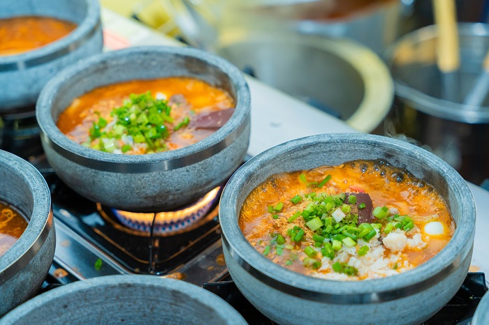 Quán bánh canh ngon ở Nha Trang với phong cách độc lạ
