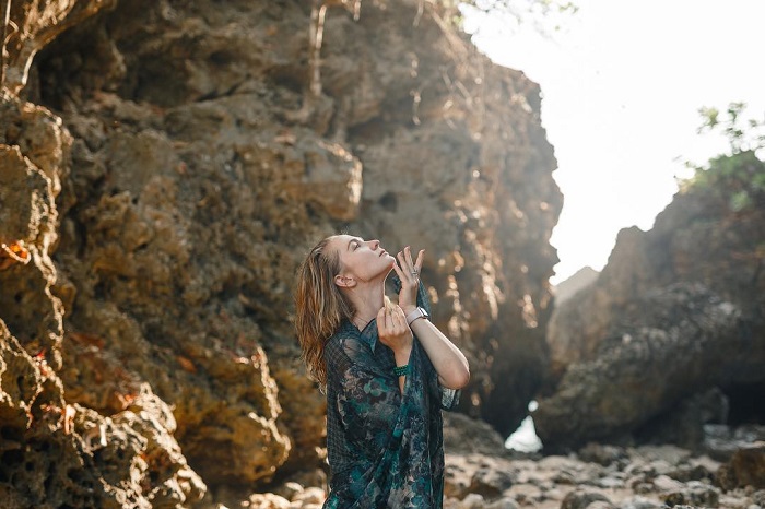 Bãi biển Padang Padang Bali mang đến cho bạn một mùa hè đáng nhớ