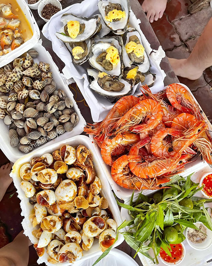 Chợ Xóm Lưới - Thiên đường hải sản tươi sống