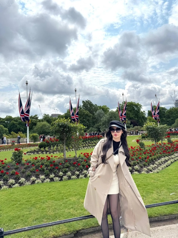 Khu vườn bao quanh cung điện Buckingham Anh