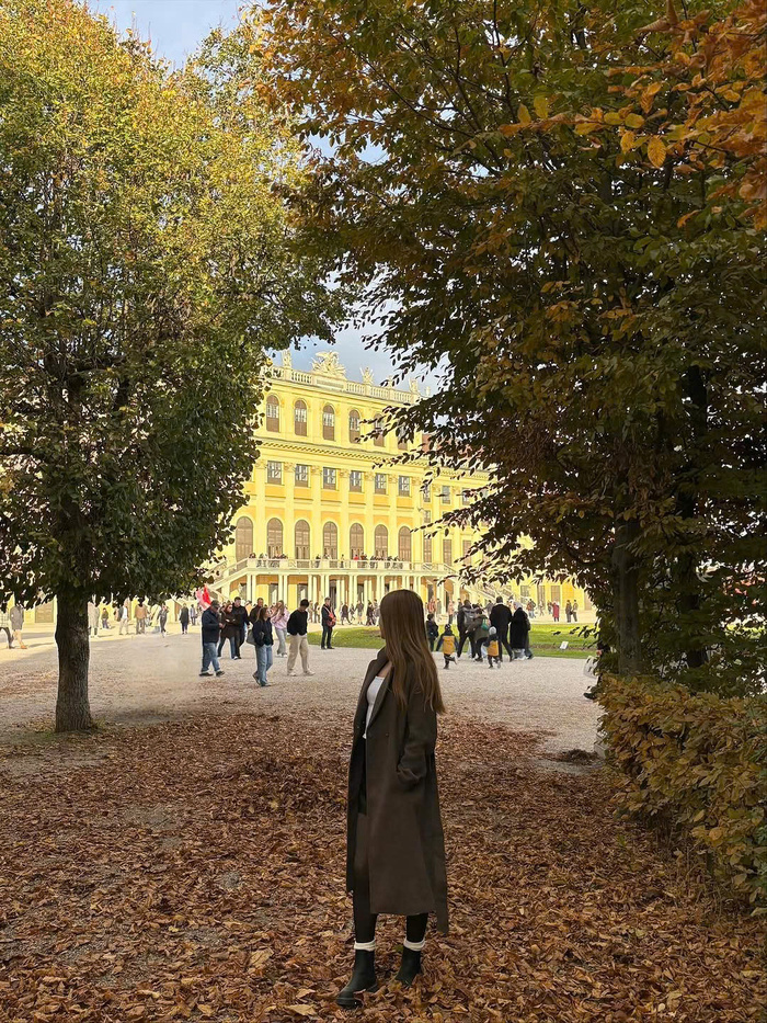 Thời điểm ghé thăm cung điện Schonbrunn Áo lý tưởng là mùa xuân và thu